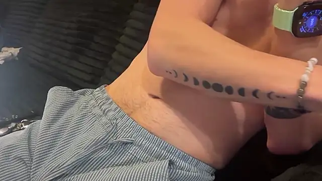 MuchCarpal online show from 06/21/26, 04:04