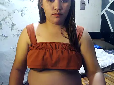 Pinaymiccah26 online show from 10/14/25, 06:36