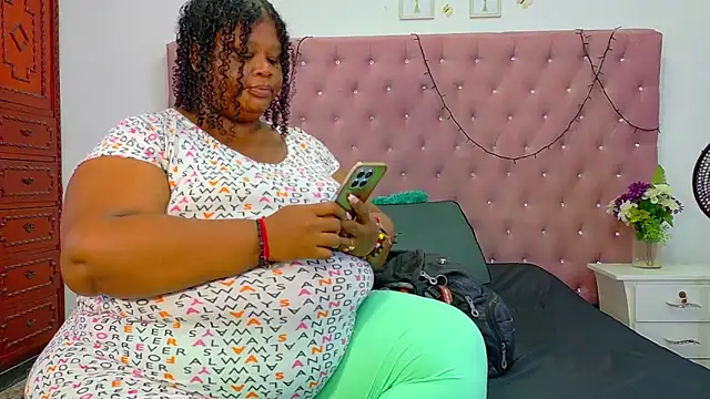 Exoticbigmandy online show from 10/09/25, 09:13