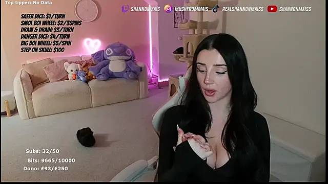 Snapshot of itsmais chatting on 11/14/25, 02:38 itsmais online show from 11/14/25, 02:38