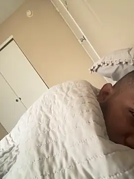 Snapshot of El_matatan_XD123 chatting on 11/28/25, 03:47 El matatan XD123 online show from 11/28/25, 03:47