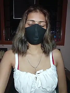 Snapshot of Isha_Sax chatting on 11/24/25, 07:02 Isha Sax online show from 11/24/25, 07:02