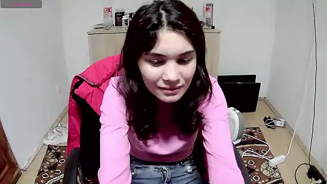 Snapshot of MalloryMyers chatting on 12/01/25, 08:36 MalloryMyers online show from 12/01/25, 08:36