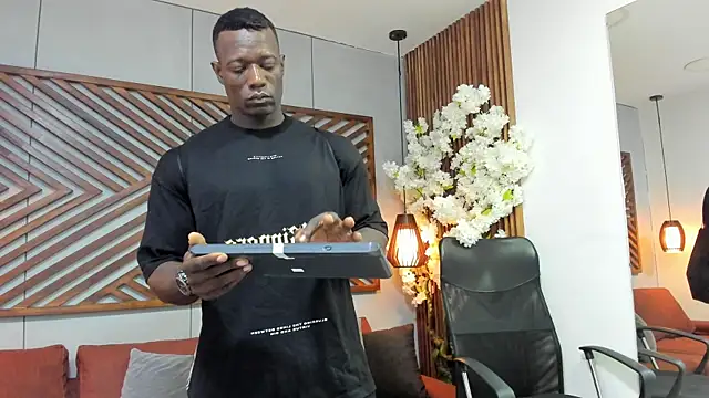 MarcusBlack  online show from 11/08/25, 11:32