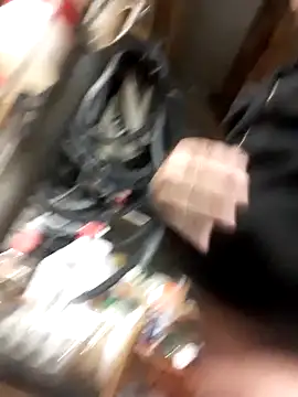 Vince072 online show from 10/22/25, 02:06