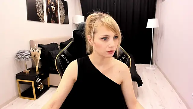 Snapshot of LindaSandy_1 chatting on 11/08/25, 09:09 LindaSandy 1 online show from 11/08/25, 09:09