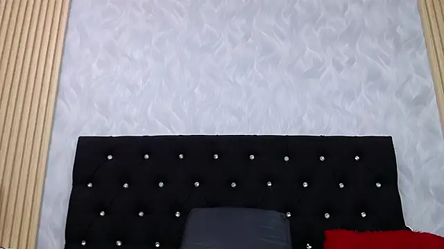Snapshot of xandrinakarzon chatting on 11/25/25, 02:50 xandrinakarzon online show from 11/25/25, 02:50