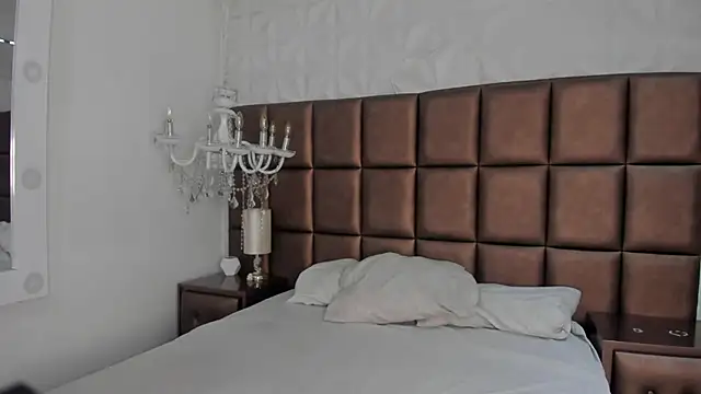 Anittatoro  online show from 09/24/25, 07:17