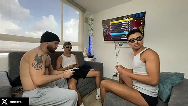 zoneboys online show from 12/20/25, 09:11