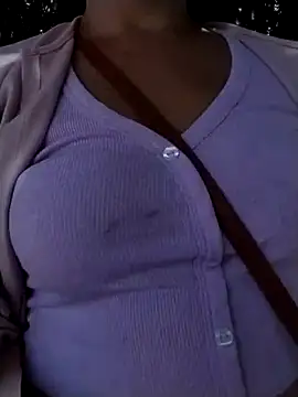 Snapshot of Tifany-fox chatting on 11/26/25, 03:35 Tifany-fox online show from 11/26/25, 03:35