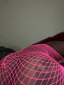 lovergirll555 online show from 12/04/25, 08:23