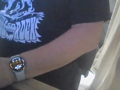 Snapshot of latexsub75 chatting on 05/28/26, 04:10 latexsub75 online show from 05/28/26, 04:10