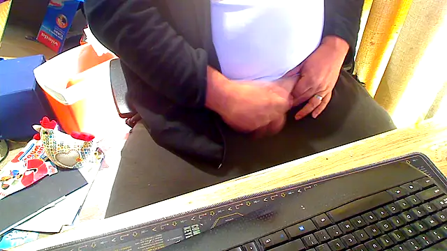 latexsub75 online show from 07/27/26, 11:01