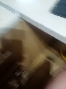 Snapshot of Arek3562 chatting on 11/17/25, 03:12 Arek3562 online show from 11/17/25, 03:12