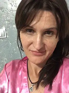 Snapshot of NikaSwan2831 chatting on 09/13/25, 07:46 NikaSwan2831 online show from 09/13/25, 07:46