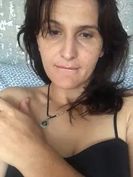 Snapshot of NikaSwan2831 chatting on 10/08/25, 09:18 NikaSwan2831 online show from 10/08/25, 09:18