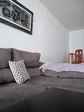 Snapshot of agustinalatina chatting on 10/02/25, 08:10 agustinalatina online show from 10/02/25, 08:10