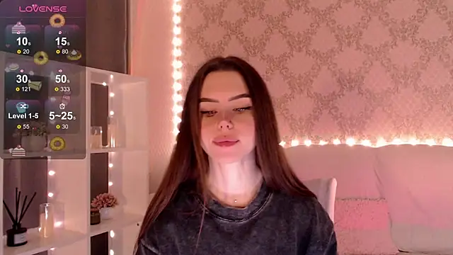 Snapshot of HolyMiax chatting on 11/08/25, 03:29 HolyMiax online show from 11/08/25, 03:29