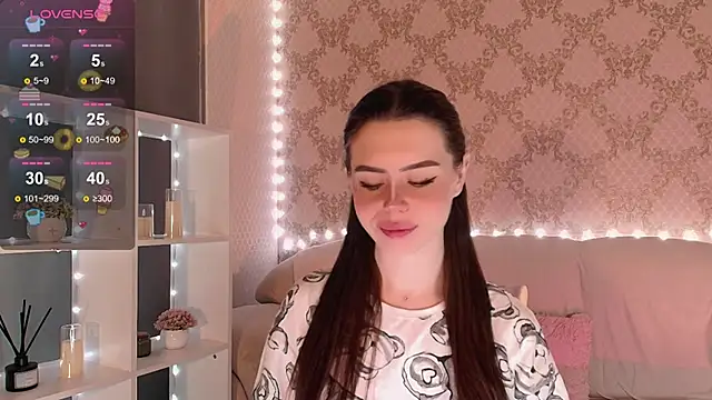 Snapshot of HolyMiax chatting on 12/04/25, 03:05 HolyMiax online show from 12/04/25, 03:05