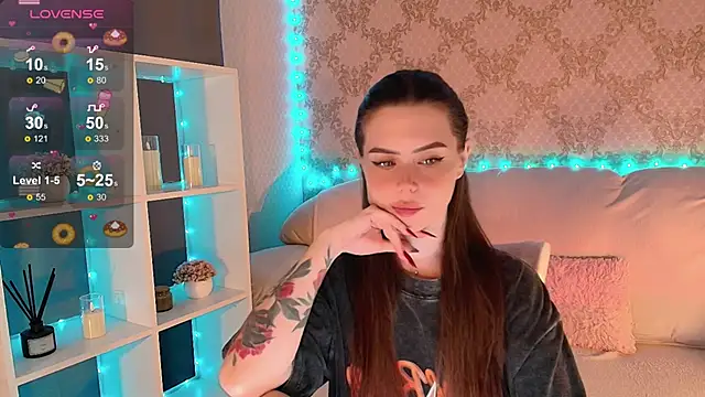 HolyMiax online show from 06/13/26, 04:10