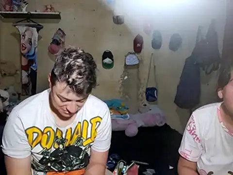 Snapshot of twodoo chatting on 01/14/26, 02:33 twodoo online show from 01/14/26, 02:33