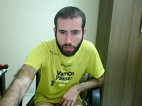 Snapshot of fthrfthr chatting on 10/13/25, 04:23 fthrfthr online show from 10/13/25, 04:23