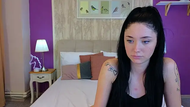 Snapshot of Ivanna__Rose chatting on 10/09/25, 06:22 Ivanna  Rose online show from 10/09/25, 06:22