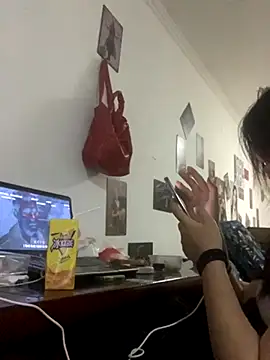 Hui521 online show from 10/09/25, 03:21