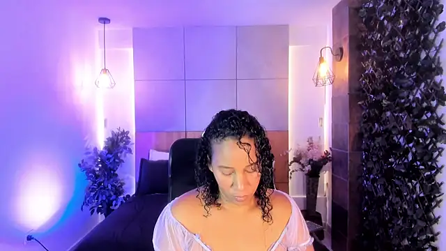 EbonyHorrny online show from 07/06/26, 11:51
