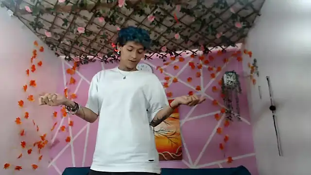 Bastian boyshot77 online show from 10/10/25, 01:54