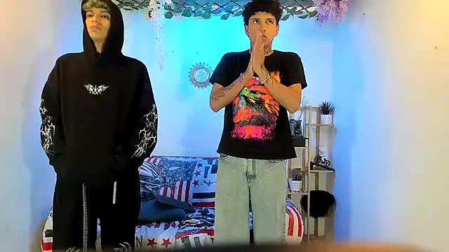 Snapshot of Bastian_boyshot77 chatting on 11/06/25, 02:18 Bastian boyshot77 online show from 11/06/25, 02:18