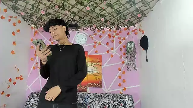 Snapshot of Bastian_boyshot77 chatting on 12/05/25, 06:04 Bastian boyshot77 online show from 12/05/25, 06:04