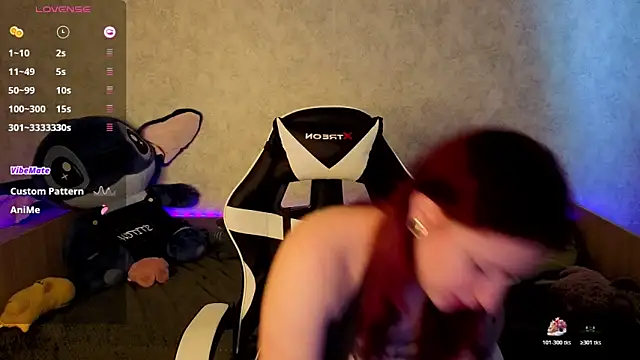 Snapshot of Mini_Lady1 chatting on 11/13/25, 07:51 Mini Lady1 online show from 11/13/25, 07:51