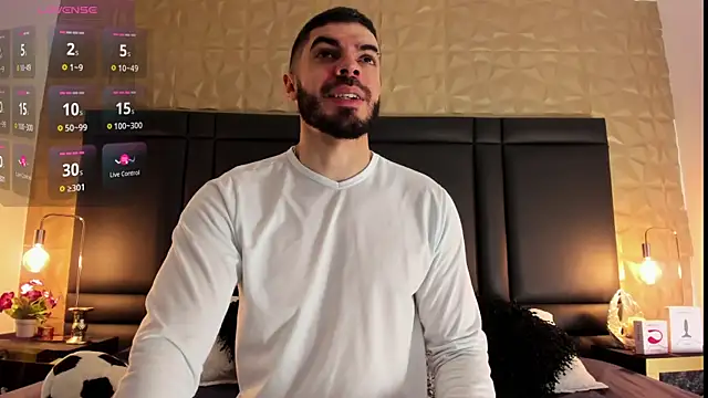 AxelThompson  online show from 10/11/25, 11:20