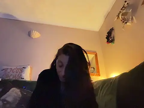 DarkAngelz1 online show from 05/19/26, 01:56