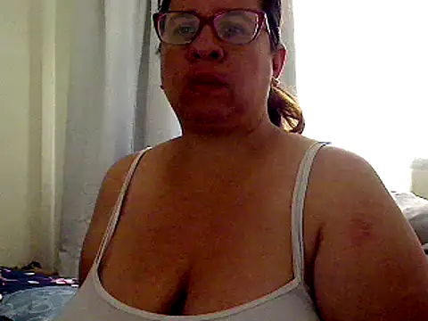 luciana69hot online show from 02/24/25, 04:26