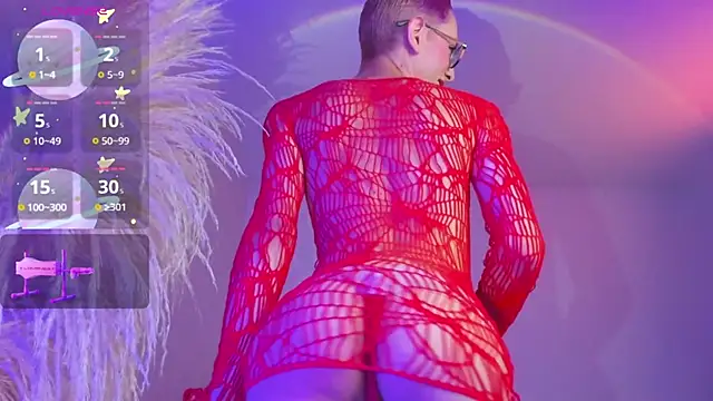 Snapshot of liiamluna_ chatting on 10/02/25, 09:27 liiamluna online show from 10/02/25, 09:27