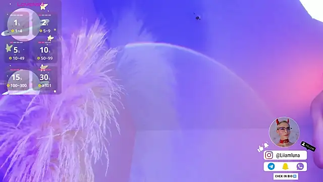 Snapshot of liiamluna_ chatting on 10/26/25, 09:26 liiamluna online show from 10/26/25, 09:26