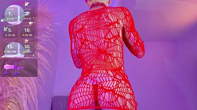 Snapshot of liiamluna_ chatting on 11/26/25, 09:32 liiamluna online show from 11/26/25, 09:32