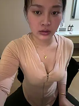 chenyu0308 online show from 05/10/26, 05:23