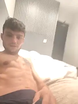 Snapshot of papipablow chatting on 10/31/25, 02:56 papipablow online show from 10/31/25, 02:56