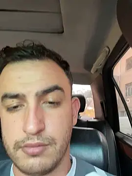 Snapshot of cihan_4141 chatting on 09/14/25, 10:03 cihan 4141 online show from 09/14/25, 10:03