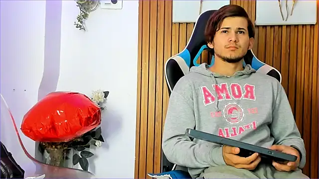 Jhossua  online show from 09/17/25, 11:34