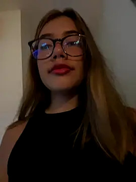 sara calderon online show from 10/08/25, 01:20