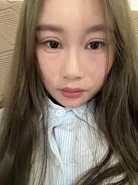 uulove521 online show from 10/25/25, 03:25