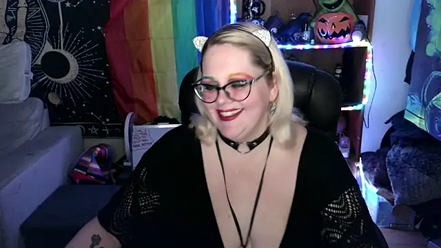 Kinky Witch online show from 06/19/26, 06:01