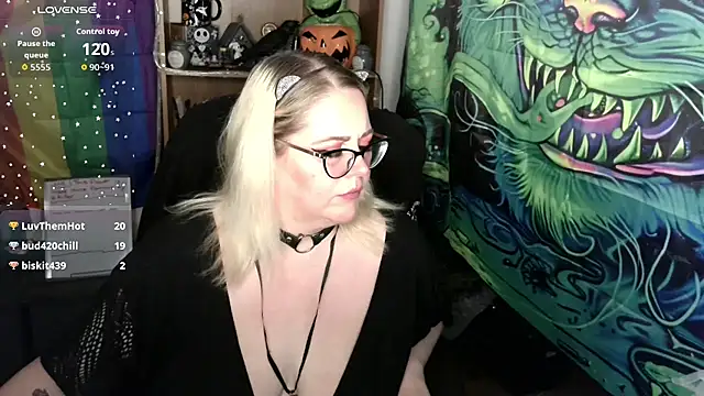 Kinky Witch online show from 07/28/26, 04:39