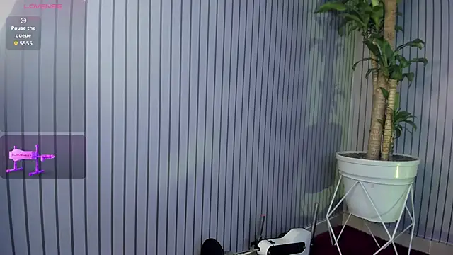 Im perla  online show from 10/11/25, 03:06