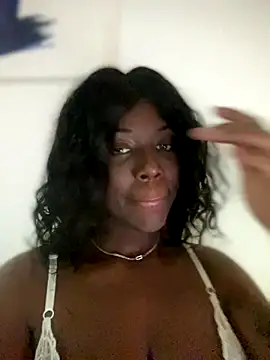 Snapshot of Alexia_24 chatting on 09/09/25, 01:38 Alexia 24 online show from 09/09/25, 01:38