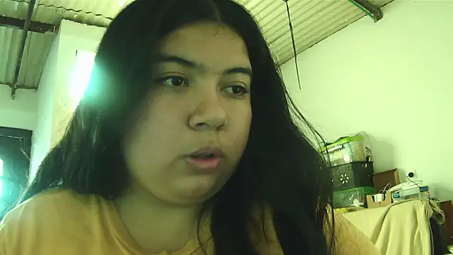 Snapshot of sultana_mihrima chatting on 06/02/26, 06:21 sultana mihrima online show from 06/02/26, 06:21